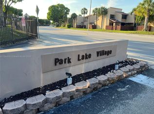 210 W Park Dr #2012, Miami, FL 33172