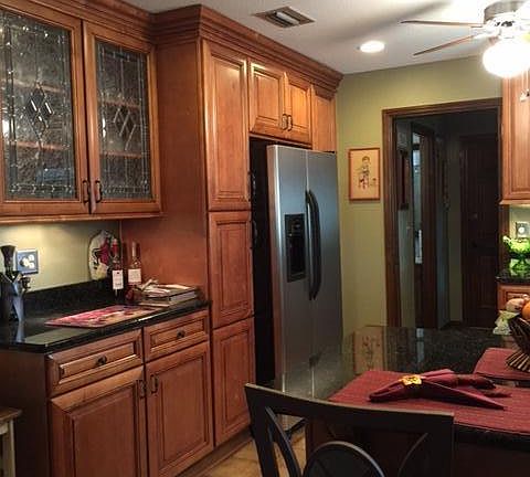 4th image of 100 Woodbourne Ln