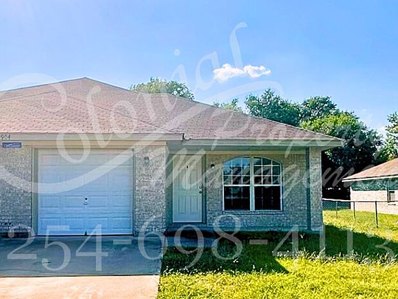 2nd image of 904 Crymes Ln #B