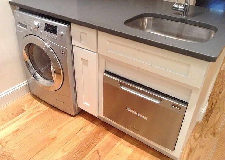 2nd image of 224 Elizabeth St APT 5