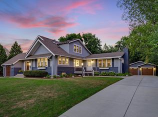 117 Interlachen Rd, Hopkins, MN 55343