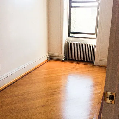 Rented by Farran & Associates | media 31