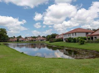 1096 Via Jardin, Riviera Beach, FL 33418