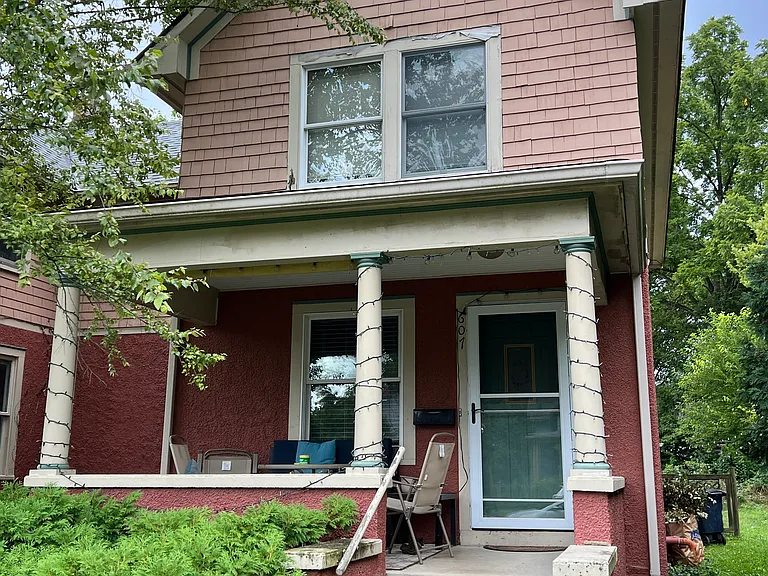 607 Fountain St — Photo 3