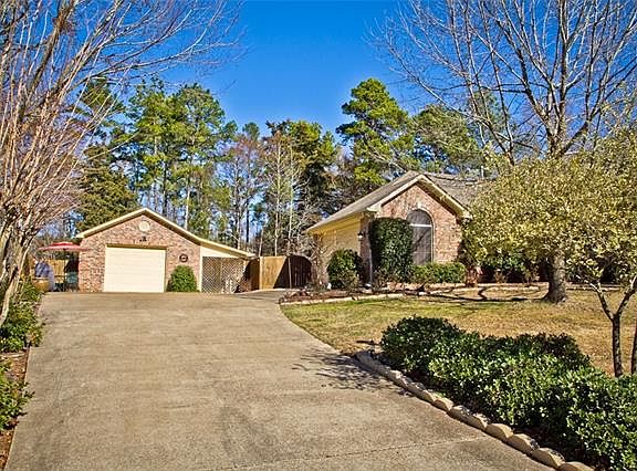 4th image of 13930 Redwood Cir