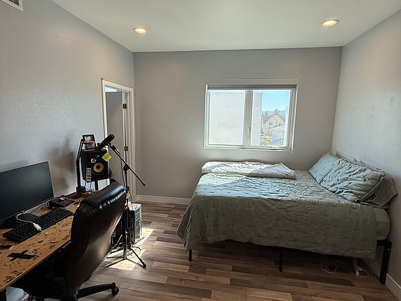 2nd image of 5731 Klump Ave