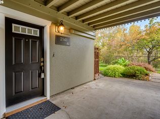 2141 W 15th Ct, Eugene, OR 97402