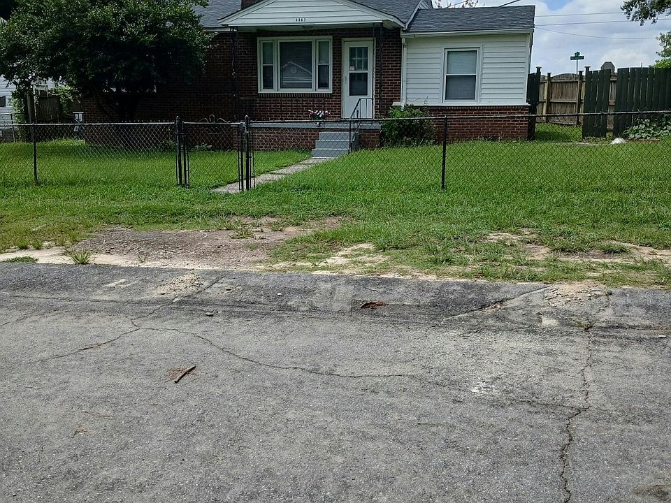 1st image of 3602 Rose Dr #1