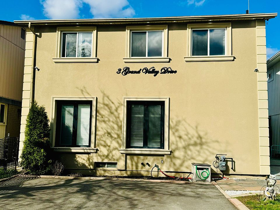 2nd image of 3 Grand Valley Dr