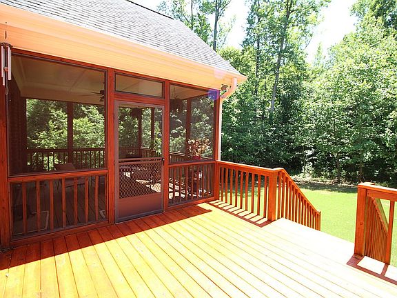 4th image of 73 Avocet Ln