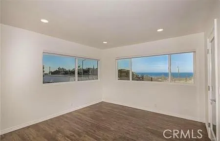 577 S Ramona Ave #E — Photo 21