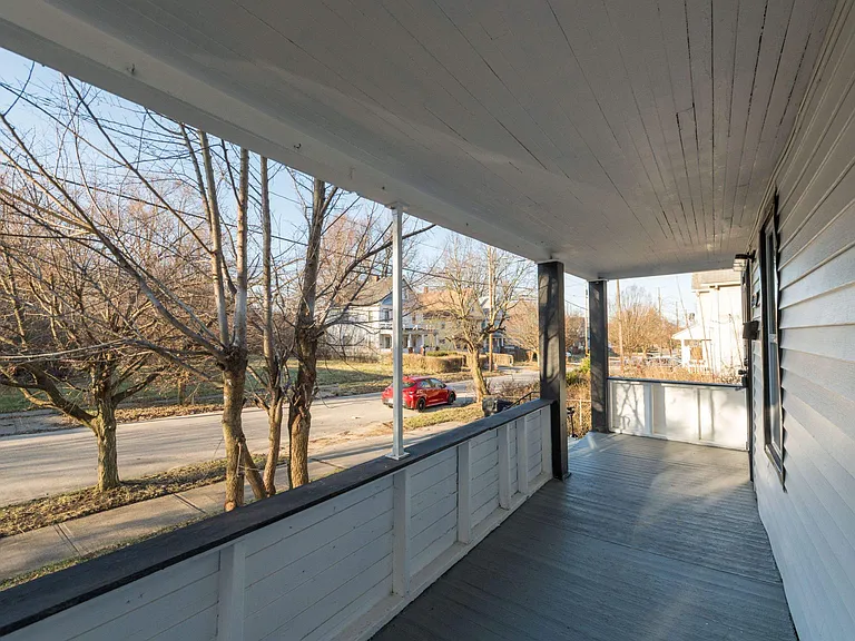 9701 Heath Ave — Photo 3