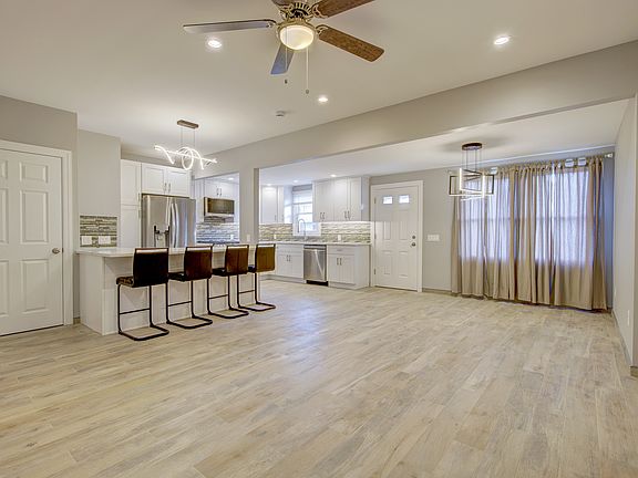 3rd image of 311 W Market St Floor 1