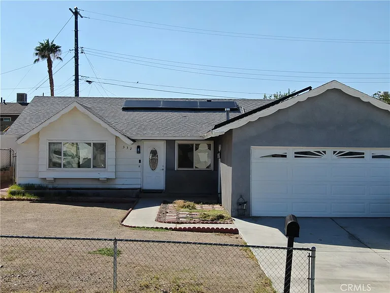 332 Date Ave — Photo 2