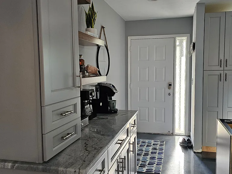 11131 Caravel Cir — Photo 9