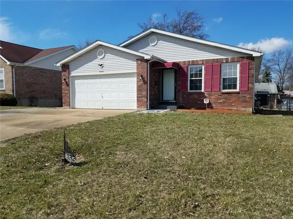 9155 Cozens Ave, Saint Louis, MO 63136