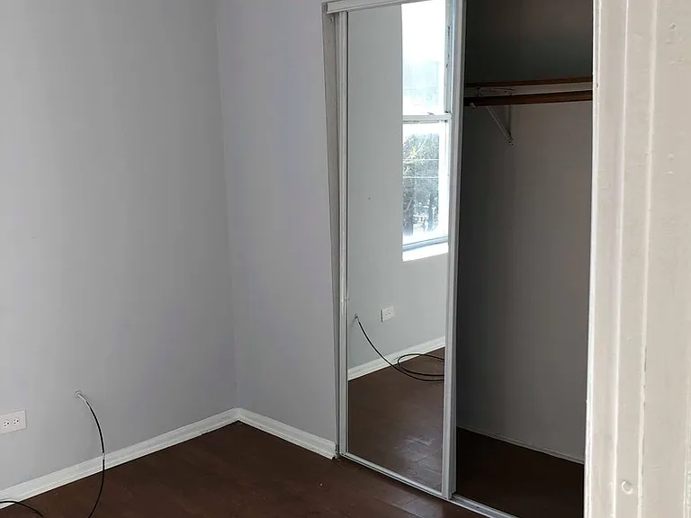 2917 W Cermak Rd — Photo 13