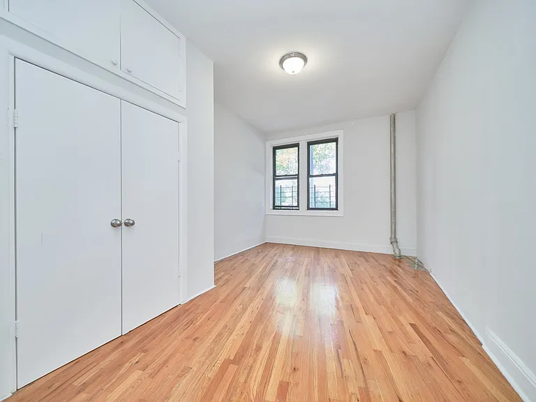 587 Riverside Dr #1C — Photo 7