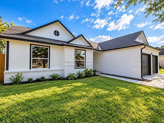 2nd image of 22814 Pebworth Pl