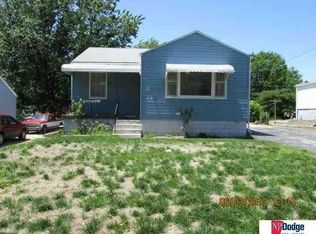 6220 S 40th St, Omaha, NE 68107