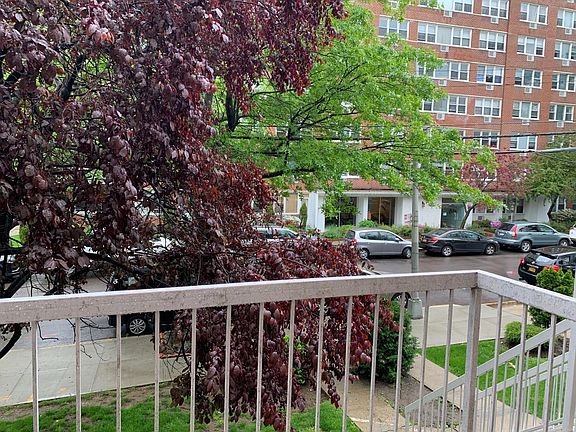 3rd image of 172-71 Highland Ave APT 1C