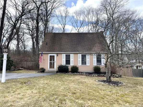 19 Maplewood Drive, East Lyme, CT 06333