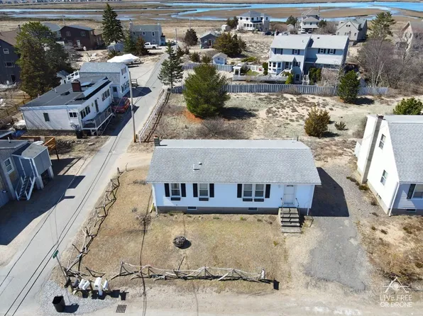 131 Old Point Rd, Newburyport, MA 01950