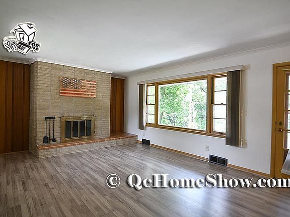 13 x 15 Living Room
