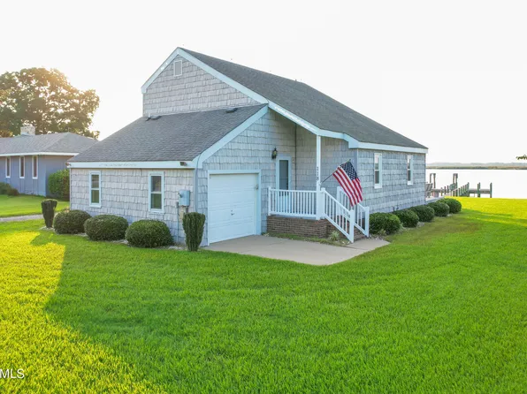 118 Waters Drive, Moyock, NC 27958