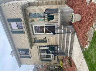 1866 Olive Rd, Homewood, IL 60430