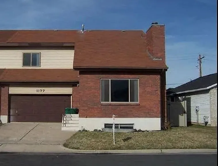 1177 N Fairfield Rd — Photo 21