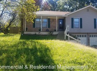 8007 Pleasant Valley Rd, Pleasant Valley, MO 64068