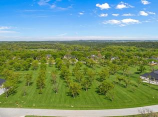 2142 E Landings N, Granbury, TX 76049