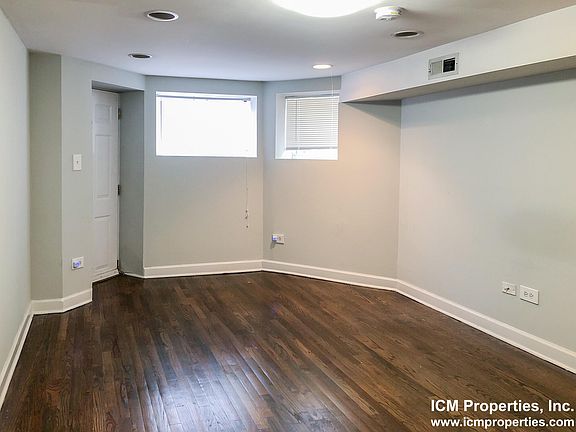 3rd image of 1462 W Grace St #1E
