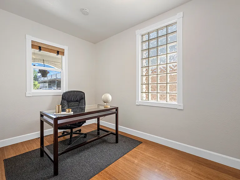 3023 Lawrence St — Photo 13