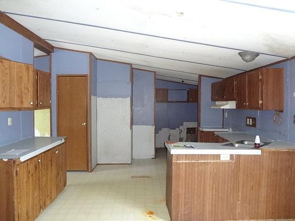 4th image of 5051 Cedro Way