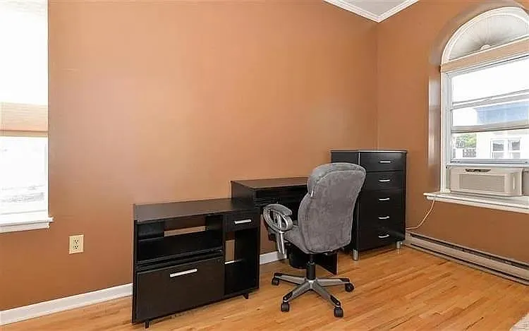 533 Monroe St #5A — Photo 9