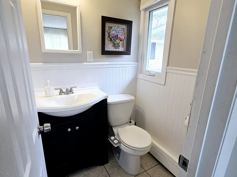 3 Howard Rd — Photo 2