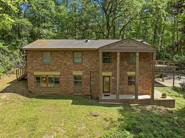 1221 Lowry Dr, Tallahassee, FL 32312