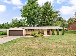 650 Hampshire Rd, Fairlawn, OH 44333