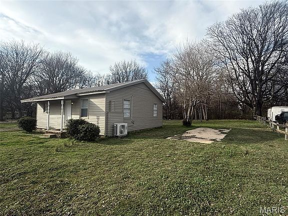 3rd image of 1604 Wimberly St