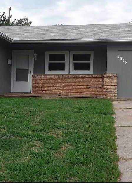 1st image of 4013 S Locust Dr