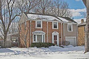 1st image of 1511 W Oakton St