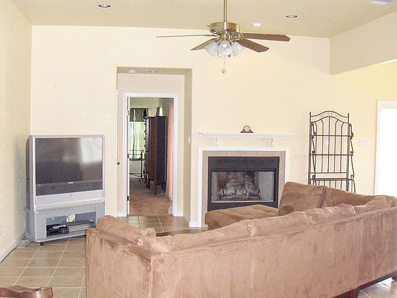 3rd image of 9906 Bernhardt Way