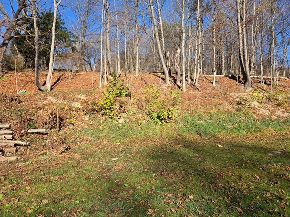 0 Oakford Park Rd, Jeannette, PA 15644