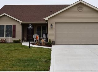 574 Fugate Dr, Defiance, OH 43512