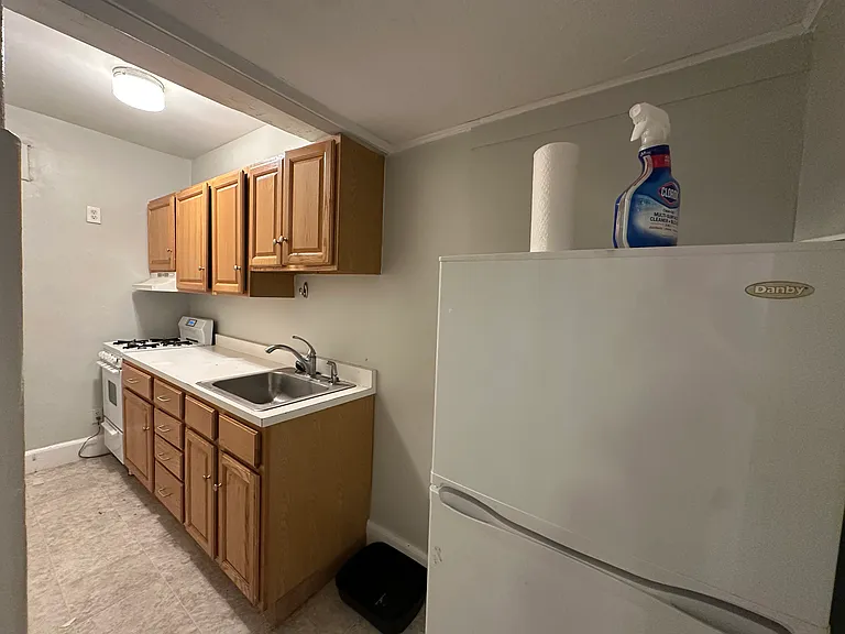 153 Summer St — Photo 6