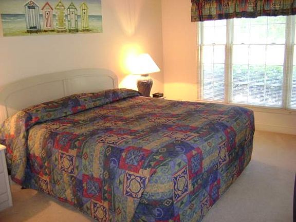5th image of 14 Stillwood Dr Unit 2