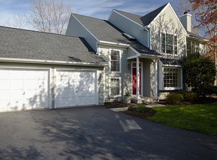 13158 Ruby Lace Ct, Herndon, VA 20171
