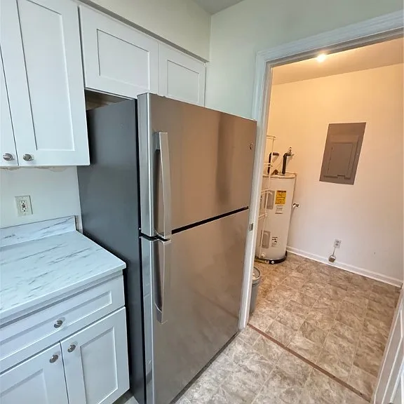 412 E Hall St — Photo 7
